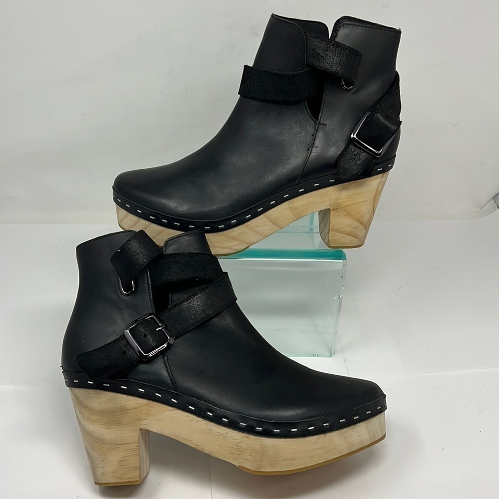 FREE PEOPLE Sz 40 Bungalow Clog Black Leather Booties - New